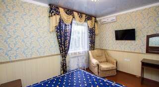Гостиница Шарм отель Анапа Двухместный номер с 1 кроватью или 2 отдельными кроватями-3