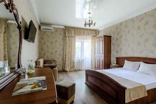 Гостиница Шарм Анапа Улучшенный номер-1